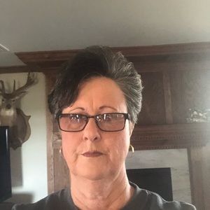 Meet your Posher, Connie